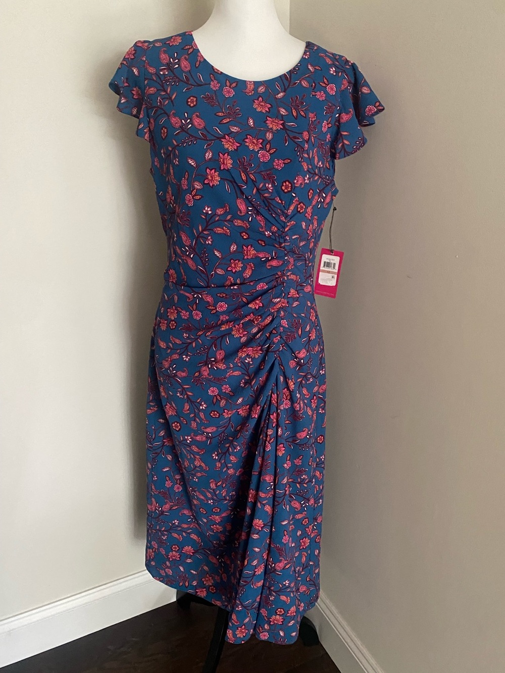 NWT - Vince Camuto Side Ruched Midi Dress with Pink Floral Print, Size 12